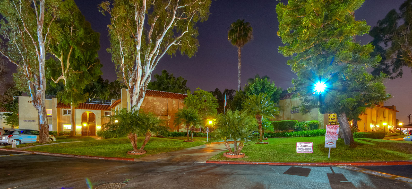 Grande Apartments - Front Entrance