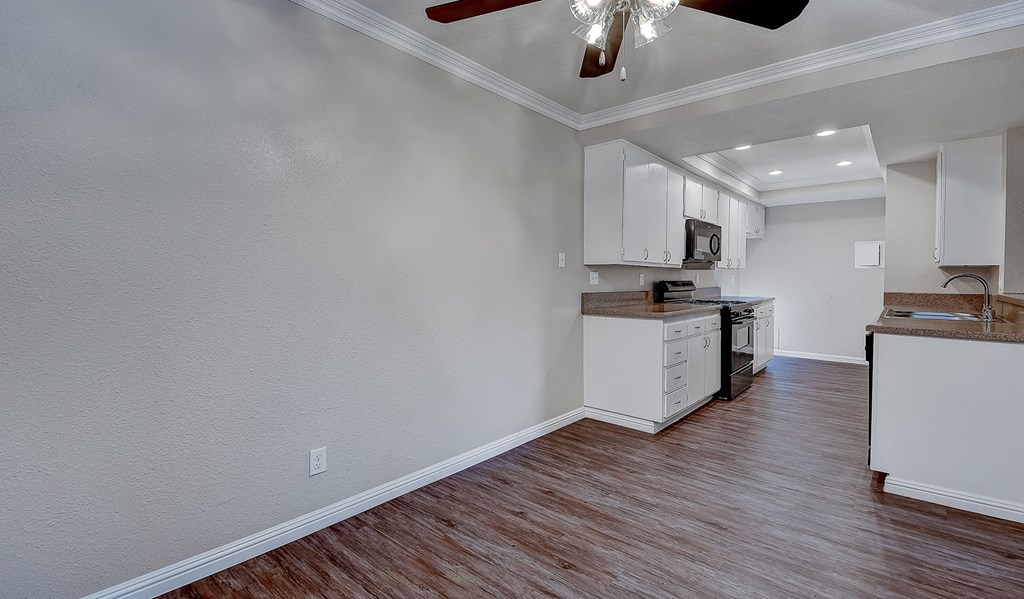 Grande Apartment Homes Living Area