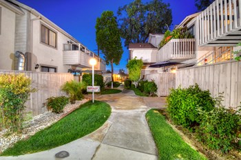 2560 West La Palma Avenue Studio-2 Beds Apartment for Rent - Photo Gallery 4