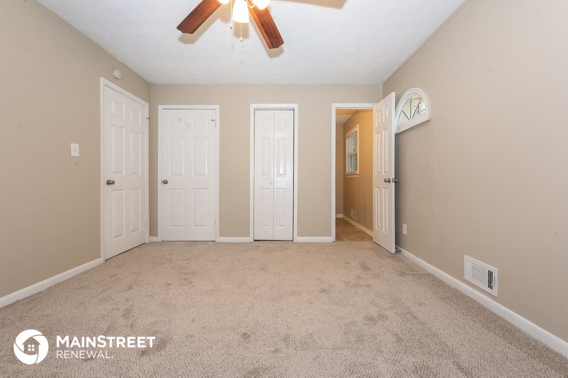 the living room is spacious and ready for you to use