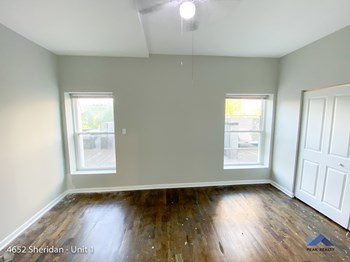 4652 N. Sheridan Rd. 2-4 Beds Apartment for Rent - Photo Gallery 4