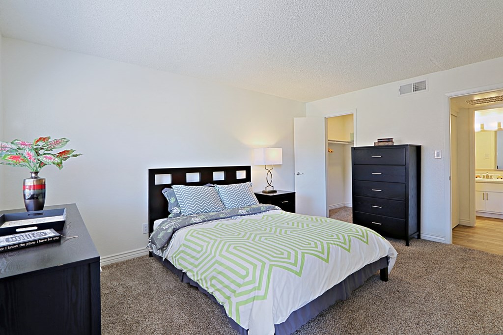 Bedroom at Spring Meadow Apartments, Glendale, Arizona