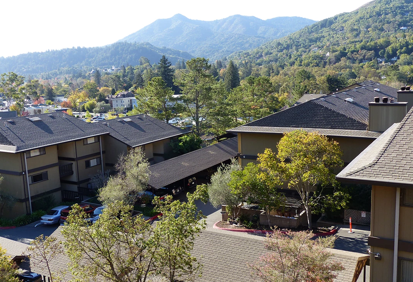 Parkside Apartments_San Anselmo CA_Arial View - Photo Gallery 1