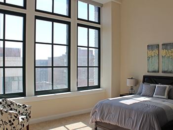 Expansive Windows For Natural Light at Residences at Halle, Ohio, 44113
