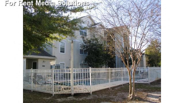Pool at Oak Glen Apartments, Orlando, FL, 32808
