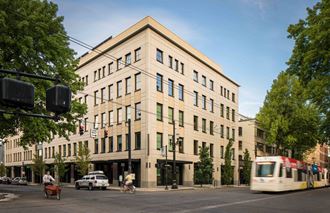 38 Davis Exterior