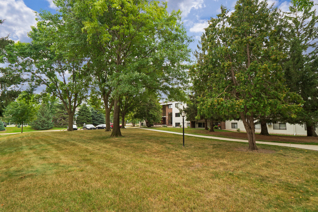 Barbary Knoll Apartments