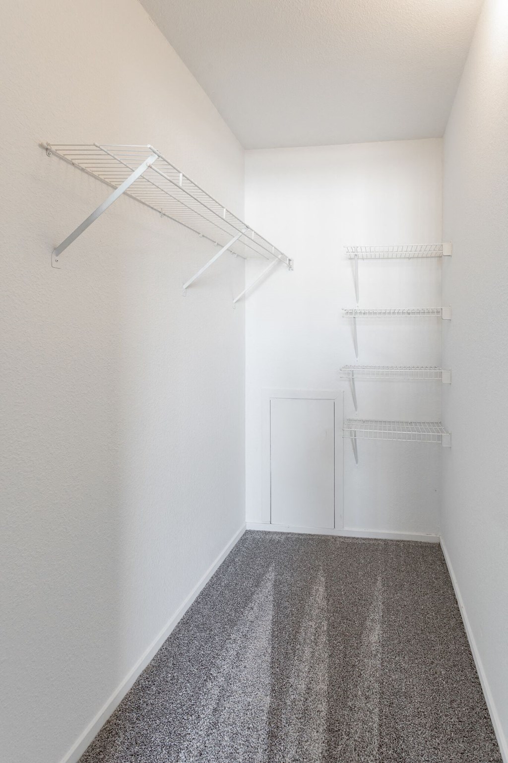 Walk-in Closets