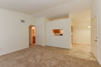 100A Forest Oak Lane 2-3 Beds Apartment for Rent - Photo Gallery 10