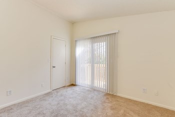 100A Forest Oak Lane 2-3 Beds Apartment for Rent - Photo Gallery 14