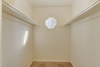 100A Forest Oak Lane 2-3 Beds Apartment for Rent - Photo Gallery 23