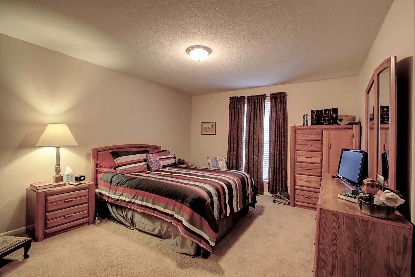 Image of bedroom with bed