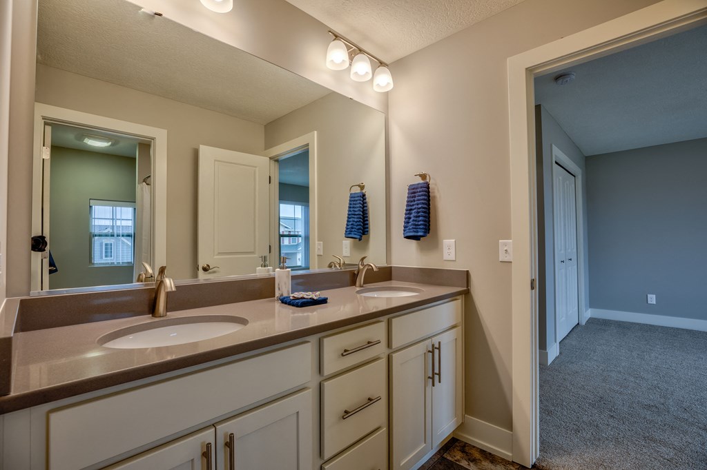 Bathroom of Home For Rent in Holt Michigan | Aspen Lakes Estates