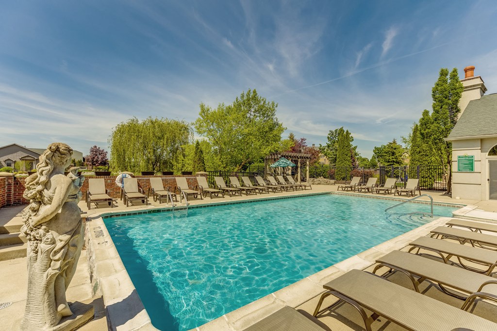 One of two pools at Aspen Lakes