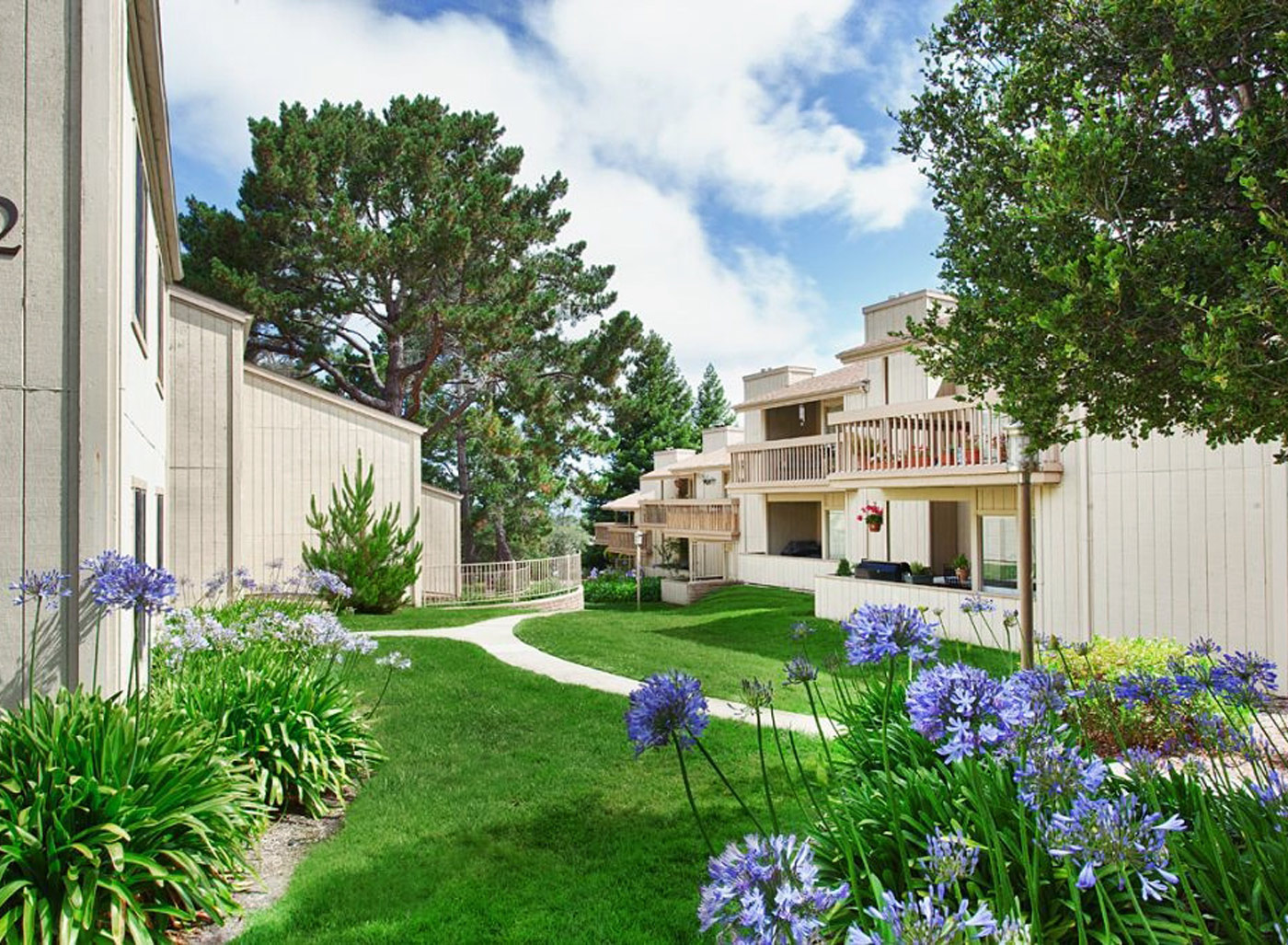 Footprints on the Bay Apartments in Monterey, CA