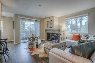 21620 14th Avenue S 1-2 Beds Apartment, All Ages Multifamily Homes for Rent - Photo Gallery