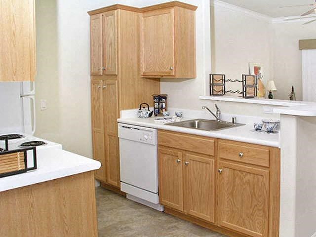 Apts in Stockton, CA 95219 | Torcello | Kitchen