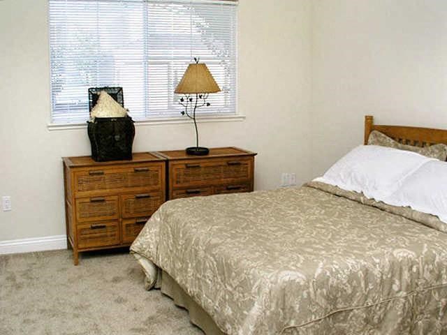 Bedroom | Torcello Apartments in Stockton