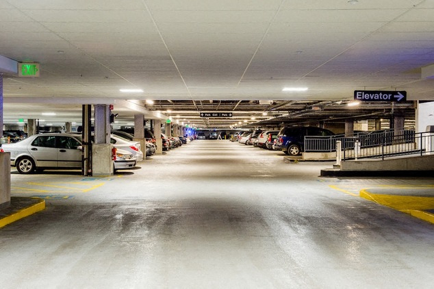 Parking garage