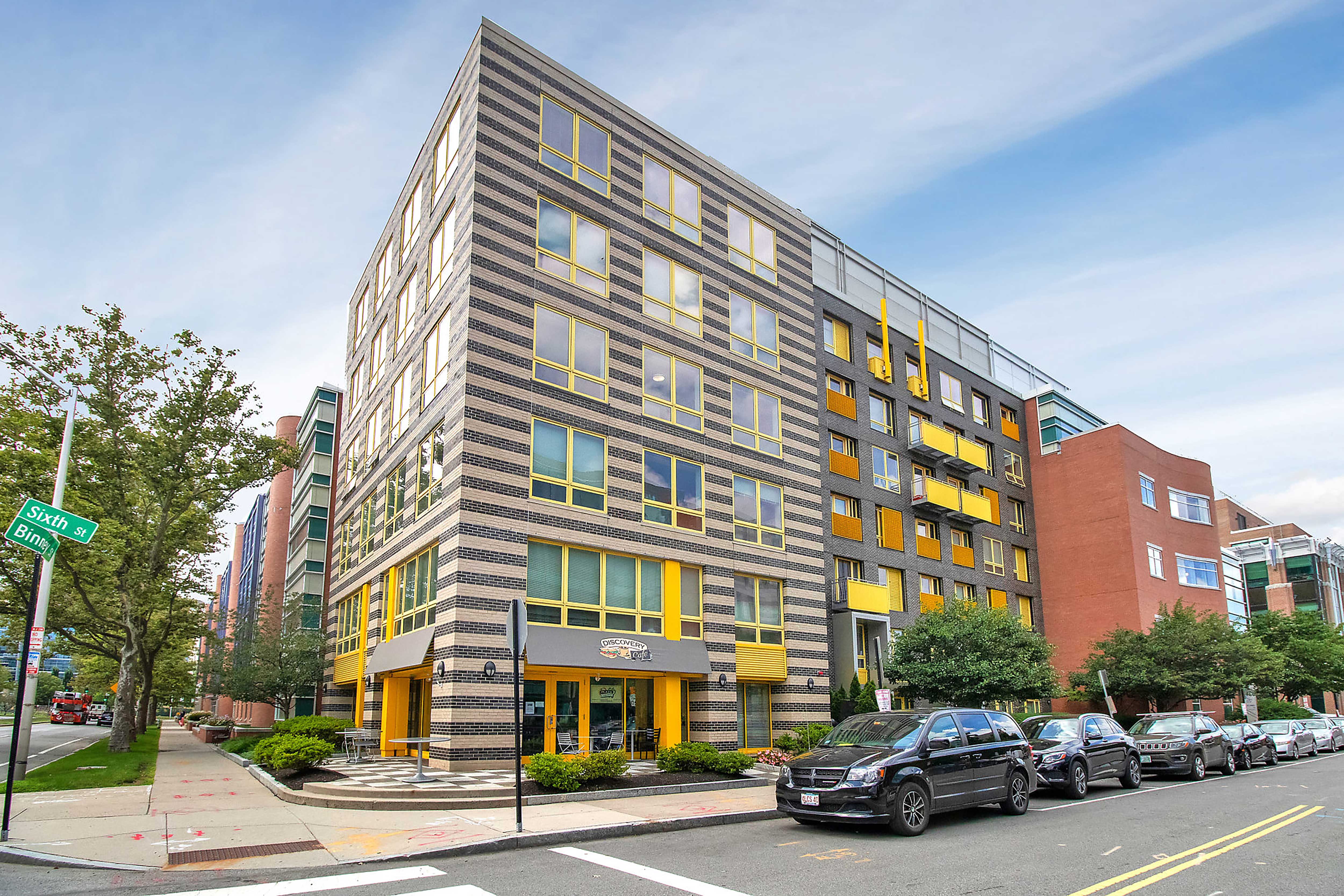 Kendall Crossing Apartments Apartments in Cambridge, MA