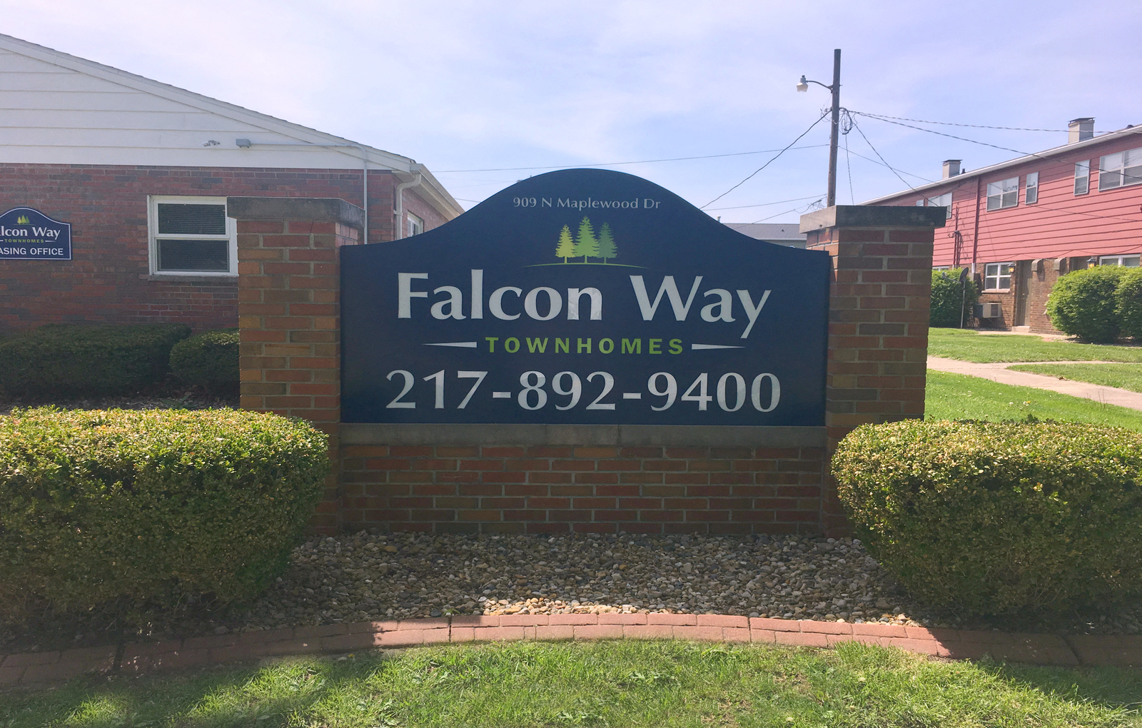 Falcon Way Townhomes Apartments in Rantoul, IL