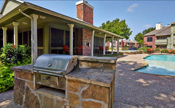 Outdoor Grill at Timberglen Apartments in Dallas, TX
