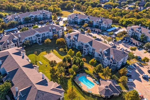birds eye of exterior apartment complex