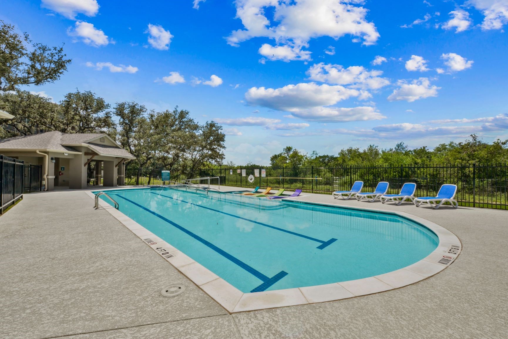 Unique Apartments On Hausman Road San Antonio with Simple Decor