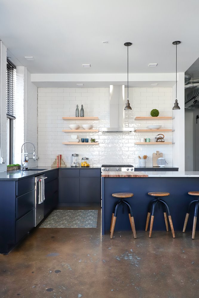 336 N Milwaukee St Studio Apartment for Rent