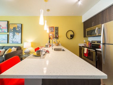 2 East Main Street Studio-2 Beds Apartment for Rent