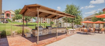 11585 Alamo Ranch Pkwy 1-3 Beds Apartment for Rent - Photo Gallery 4