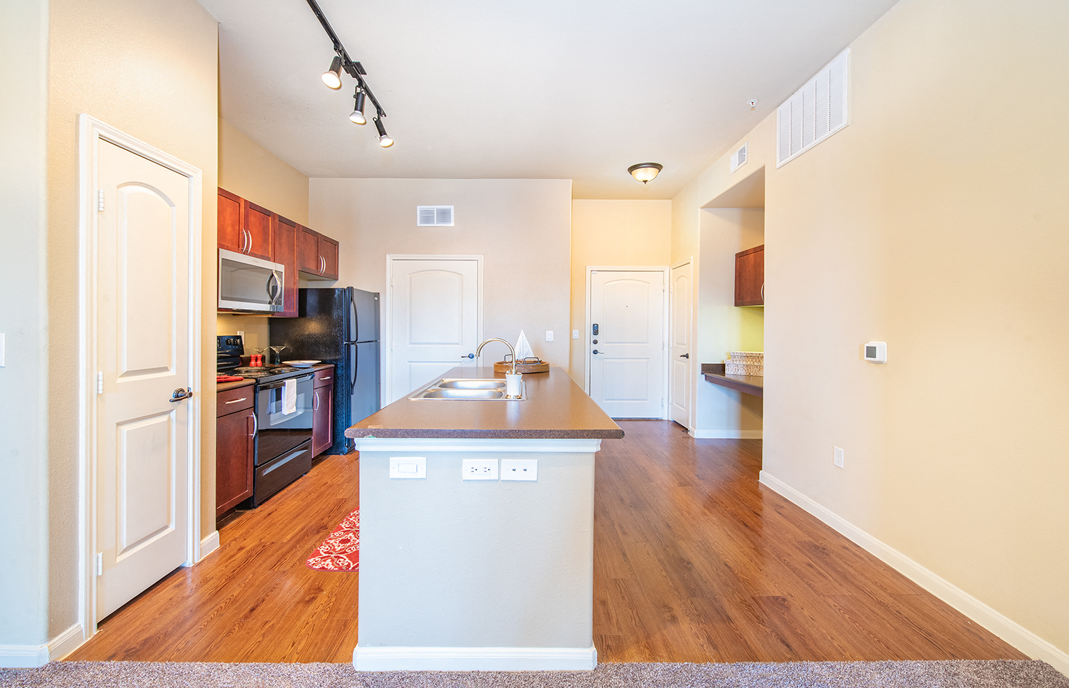 MAA Bella Casita Dallas TX Apartments