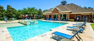 our apartments have a swimming pool and a clubhouse with chairs