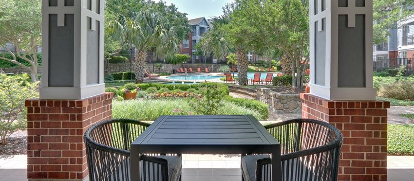 Grand Courtyard Apartments