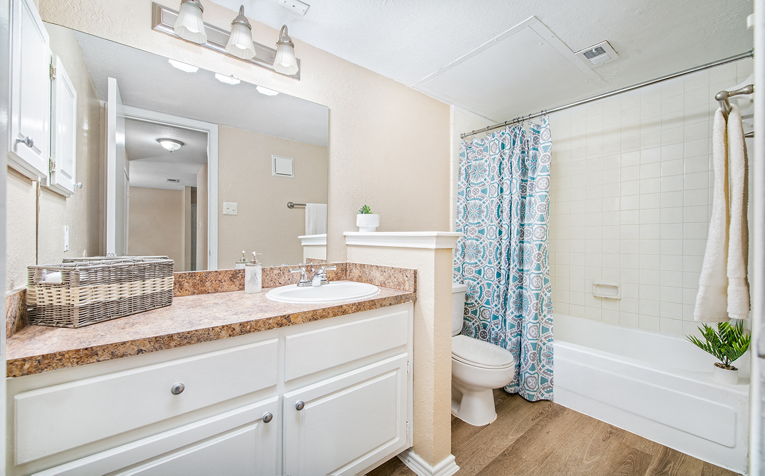 MAA Highwood Apartments, 2401 Ohio Drive, Plano, TX RentCafe