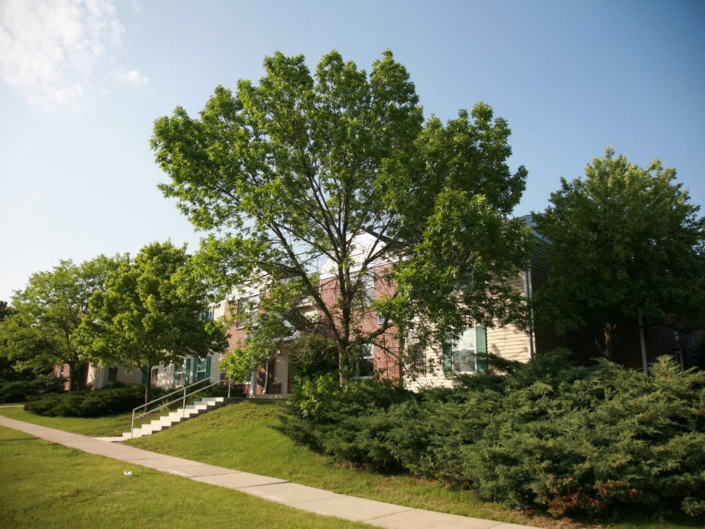 Green Outdoor at Glenbrook Apartments, Milwaukee, 53224