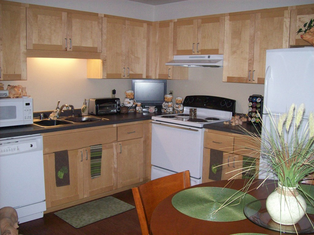 Kitchen at Glenbrook Apartments, Wisconsin, 53224