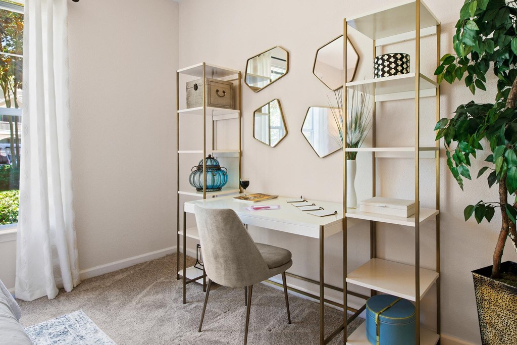 Master bedroom Furniture at Alden Place at South Square, Durham, North Carolina