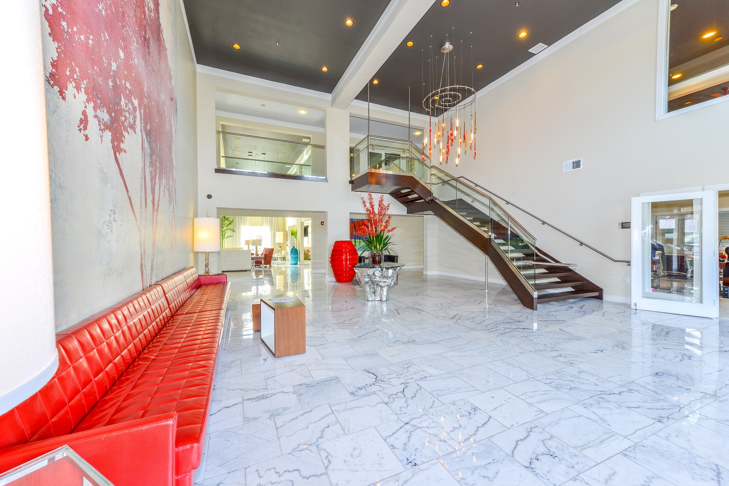 Vanguard Crossing Apartments in University City, MO