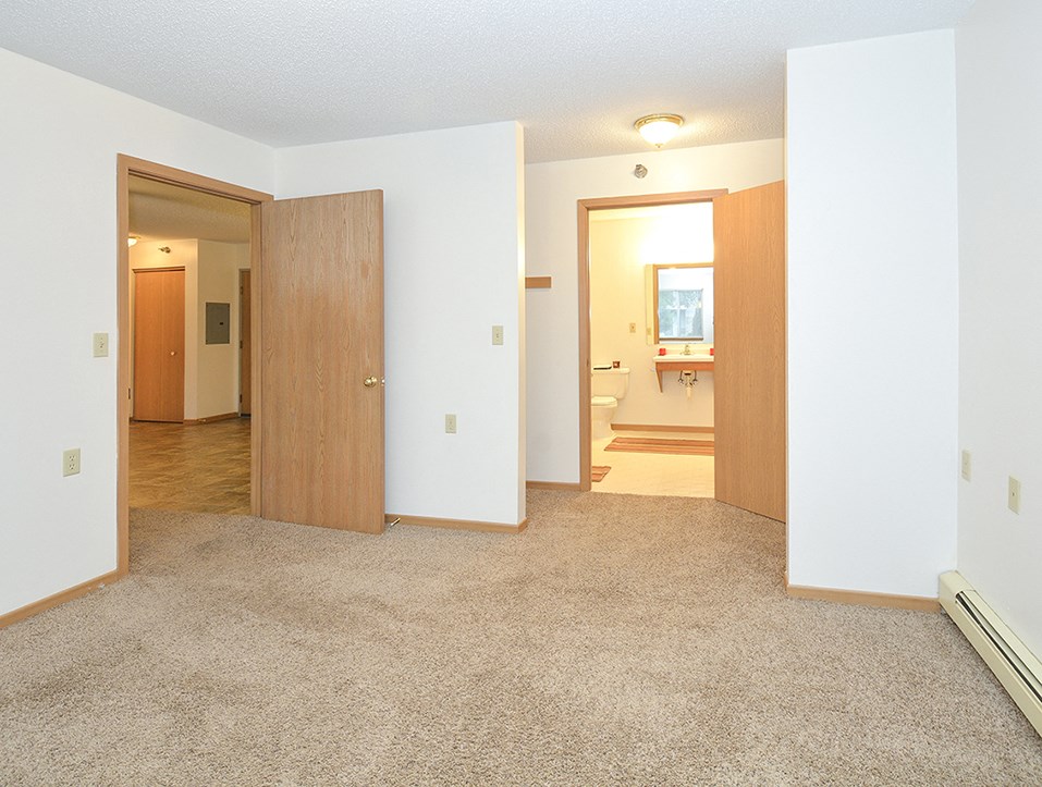 Bedroom Closet and Bathroom Entries