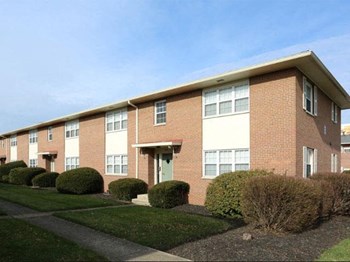1821 Kenny Road Apt. E 1 Bed Apartment for Rent - Photo Gallery 2
