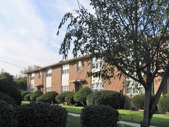 1821 Kenny Road Apt. E 1 Bed Apartment for Rent - Photo Gallery 4