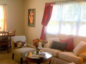 1821 Kenny Road Apt. E 1 Bed Apartment for Rent - Photo Gallery 5