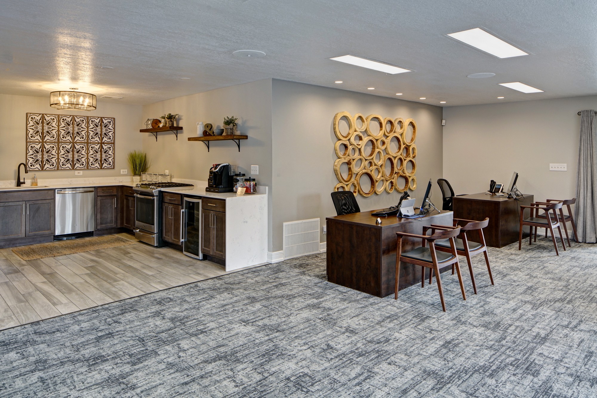 Apartments for Rent in Crest Hill, IL Woodlands of Crest Hill