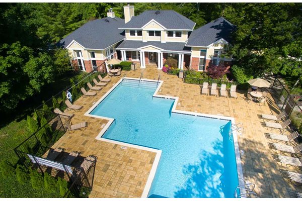 The Residence At White River Apartments 3861 Gable Ln Dr