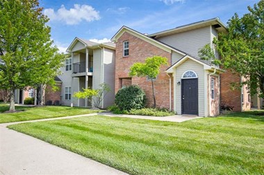 10272 Steeplechase Dr 1-3 Beds Apartment for Rent - Photo Gallery 1