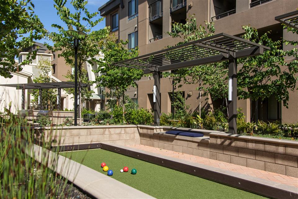 Toss at Venue Apartments in San Jose, CA