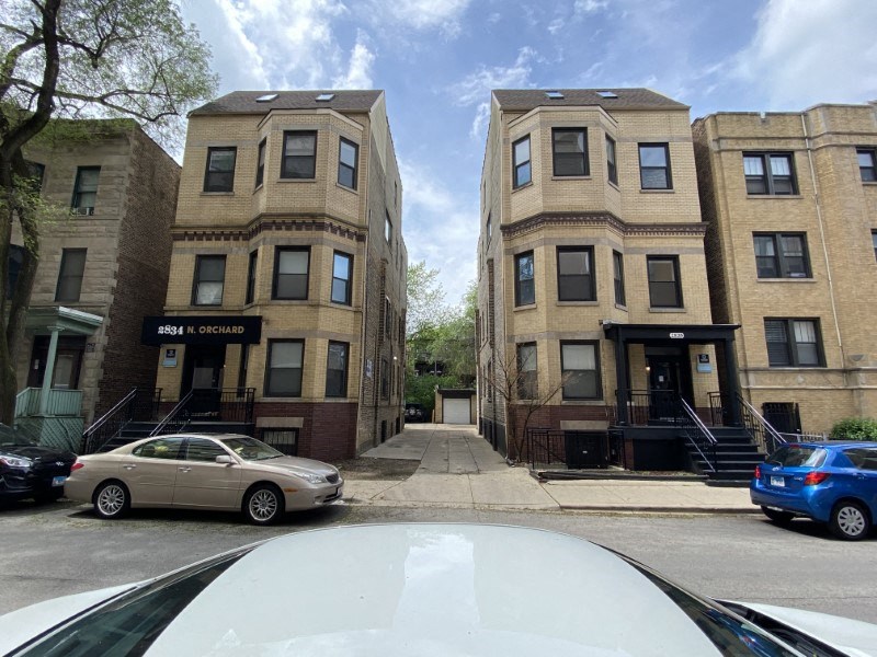 Welcome home to 2834-8 N. Orchard