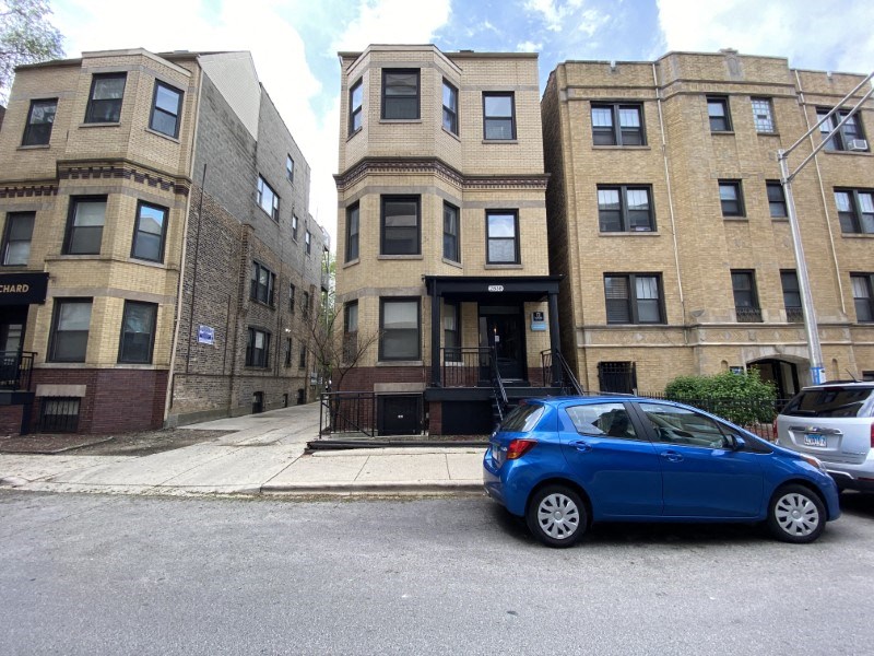 2834-8 N. Orchard exterior