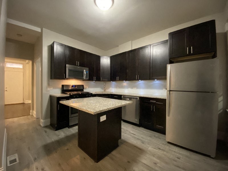 Large modern kitchen